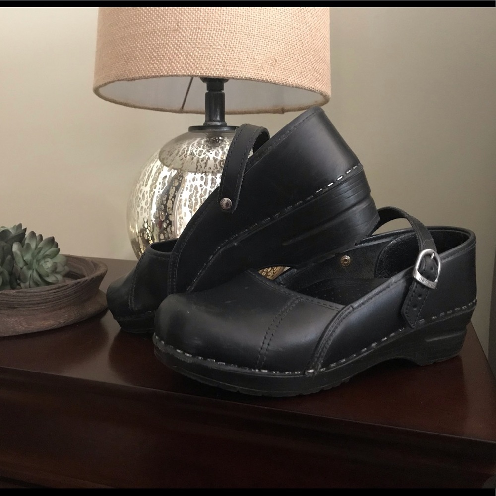 Dasko Marcelle Mary Jane clogs
